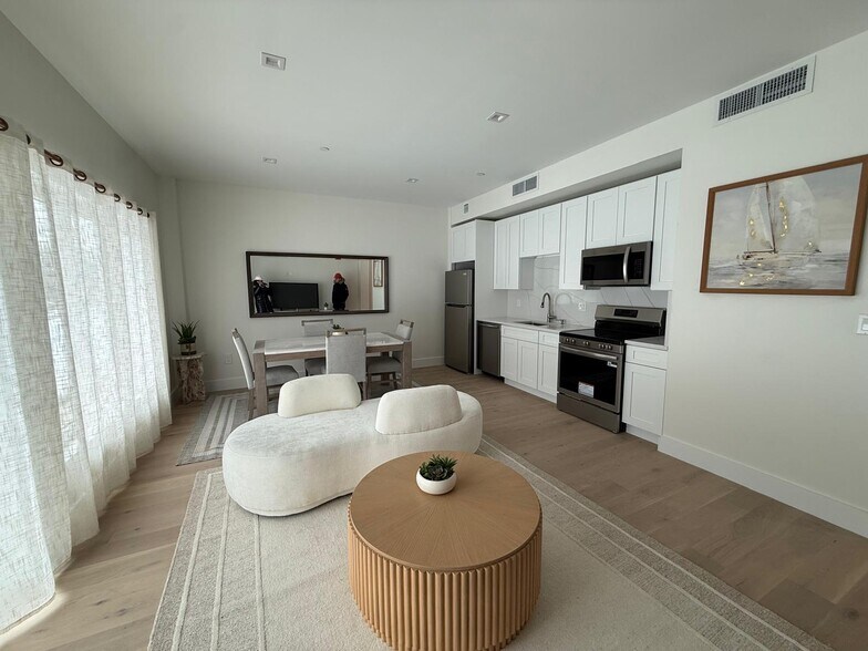 More Photos Of 1239 Forest Hill Rd, Staten Island Apartments For Sale