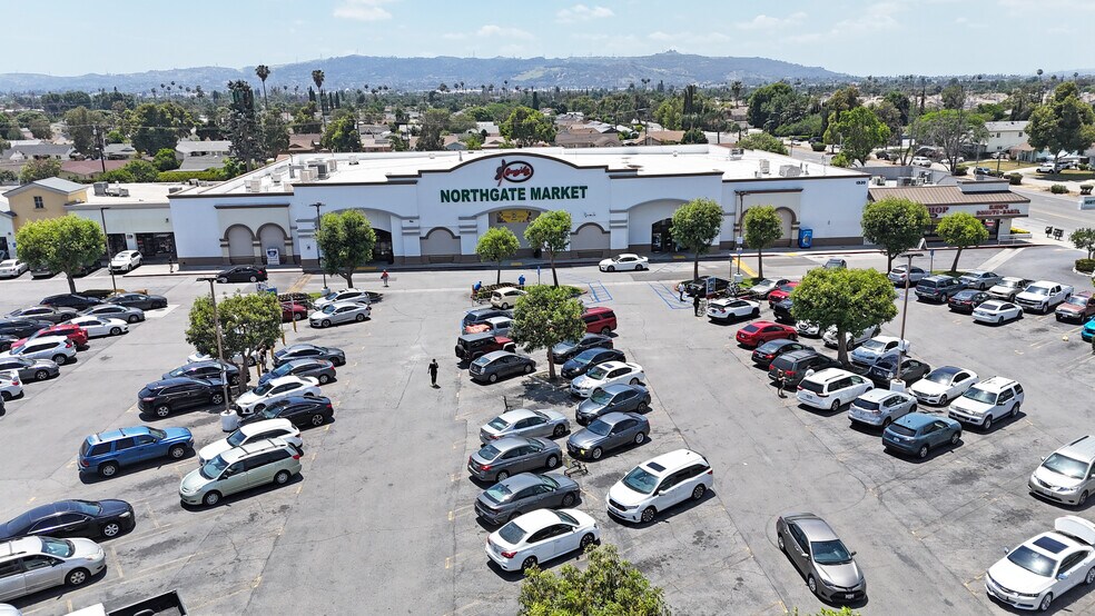 More Photos Of 1200-1314 W Francisquito Ave, West Covina Unknown For Lease