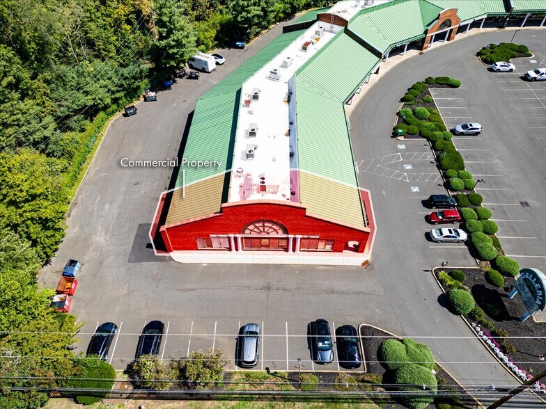 More Photos Of 100 US Highway 9, Manalapan Township Restaurant For Sale