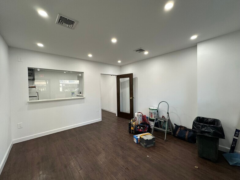 More Photos Of 340A 9th St, Brooklyn Healthcare For Lease