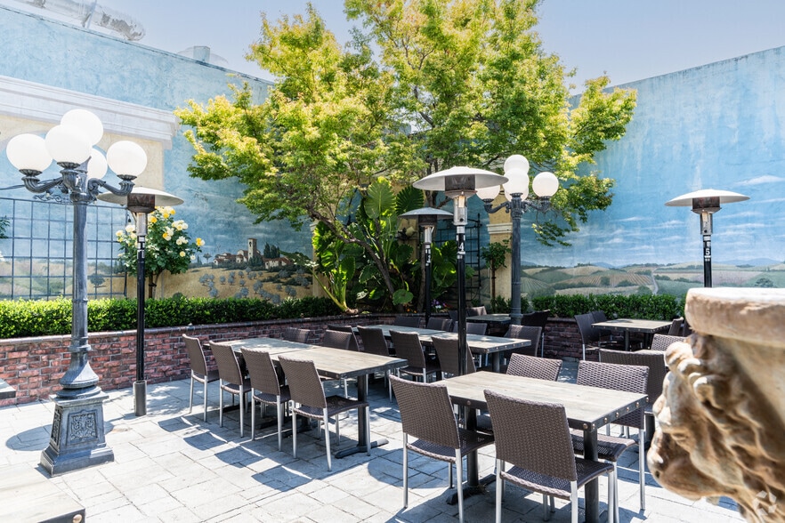 More Photos Of 1535 Giammona Dr, Walnut Creek Storefront For Lease