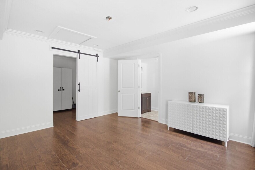More Photos Of 801 Moreland Ave SE, Atlanta Office For Sale