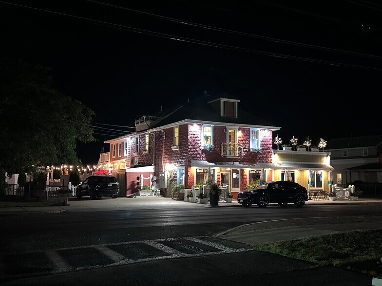 Primary Photo Of 145 Main St, Buzzards Bay Restaurant For Sale