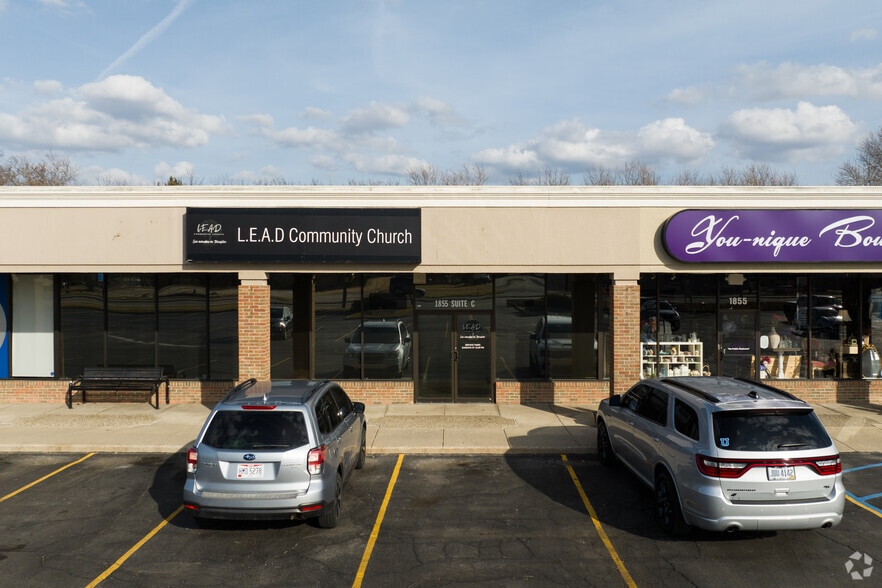 More Photos Of 1855 S Reynolds Rd, Toledo Freestanding For Lease