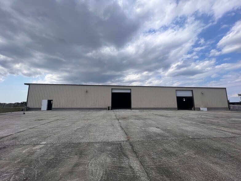 More Photos Of 17340 Parrish Grove, Dade City Industrial For Sale