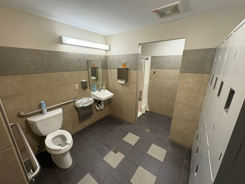 More Photos Of 60267 Century Dr, Cassopolis Office For Sale