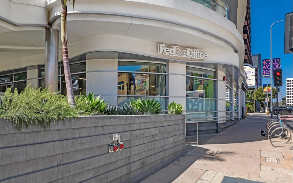 More Photos Of 11819 Wilshire Blvd, Los Angeles Unknown For Sale