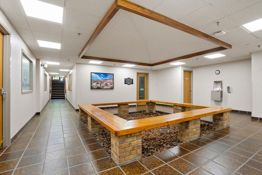 More Photos Of 5310 Ward Rd, Arvada Office For Lease