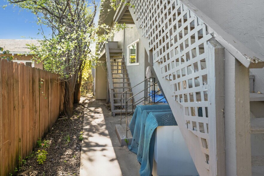 More Photos Of 2261 48 Ave, Oakland Apartments For Sale