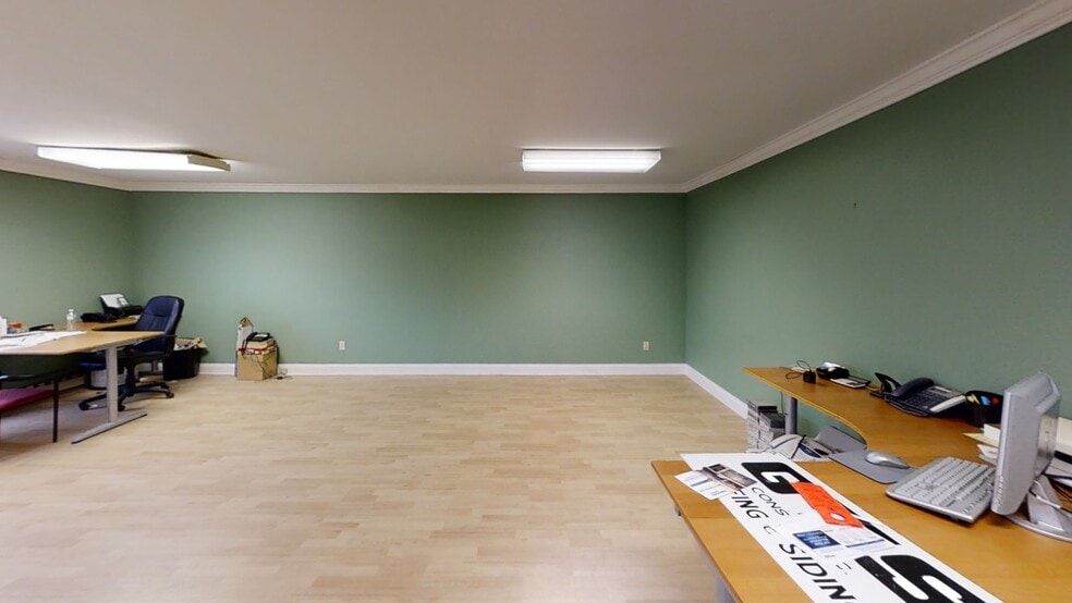 More Photos Of 56 Danbury Rd, New Milford Medical For Sale