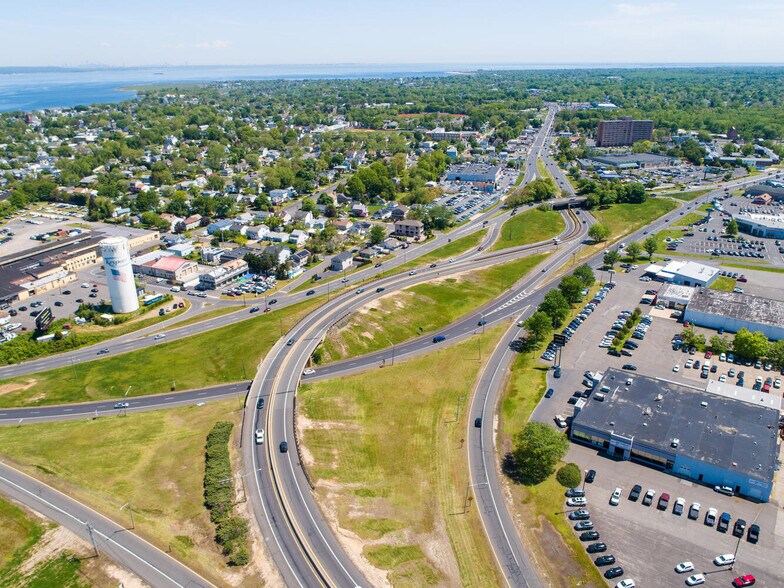 More Photos Of 322 Beers St, Keyport Office For Lease