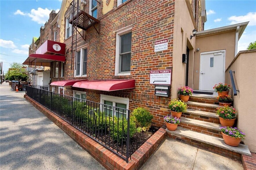 More Photos Of 248 Avenue P, Brooklyn Office Residential For Sale