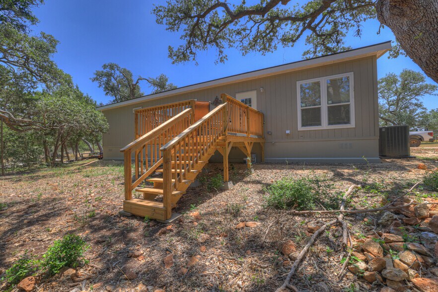 More Photos Of 7250 Fm 306, New Braunfels Freestanding For Sale