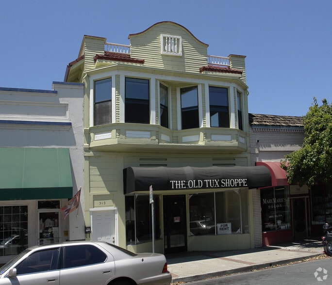 Primary Photo Of 310-312 G St, Antioch Restaurant For Lease