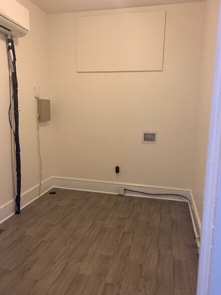 More Photos Of 173 Pierce Ave, Macon-Bibb Office Residential For Lease