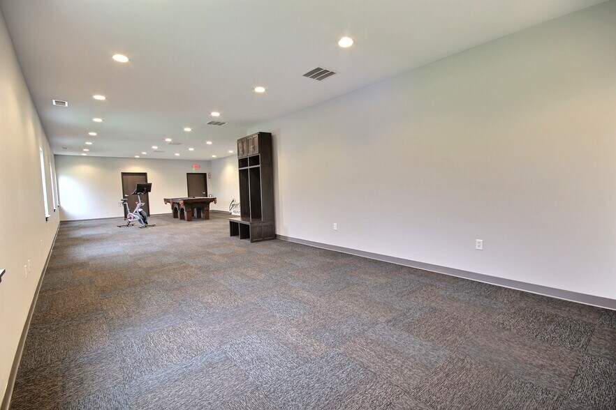 More Photos Of 2379 N Main St, Bluffton Loft Creative Space For Sale