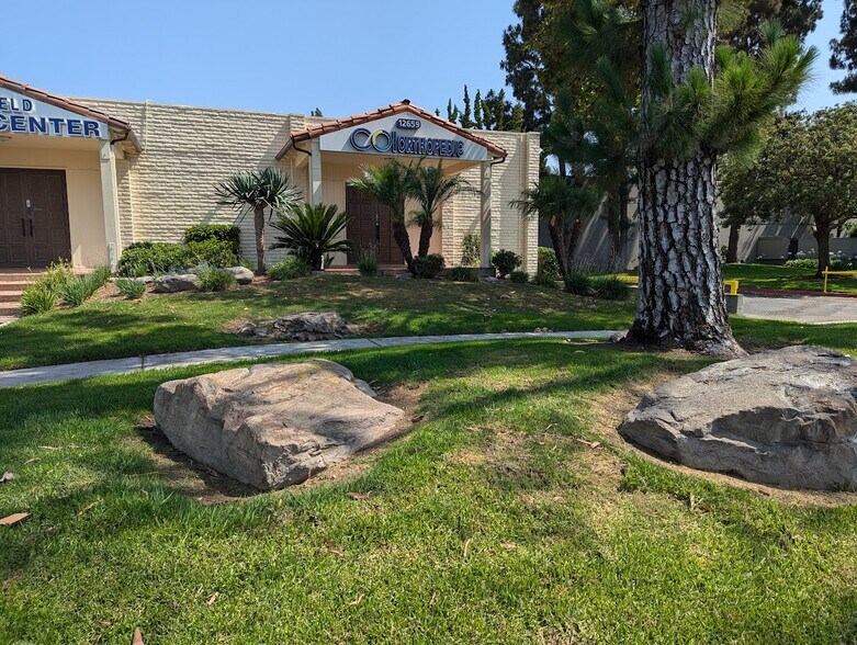 More Photos Of 12657-12659 166th St, Cerritos Medical For Lease