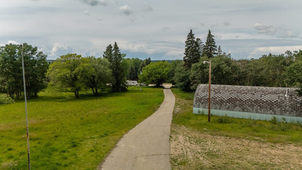 More Photos Of Highway 20 Township Road 392 @ Hwy 20, Sylvan Lake Land For Sale