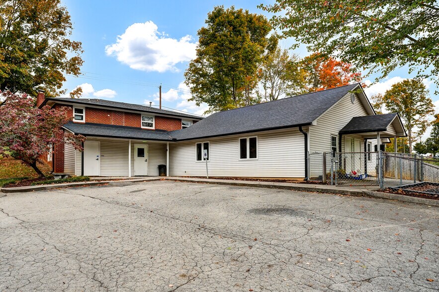 More Photos Of 7828 S Northshore Dr, Knoxville Schools For Sale
