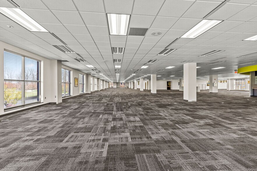 More Photos Of 3400 Morse Xing, Columbus Office For Lease