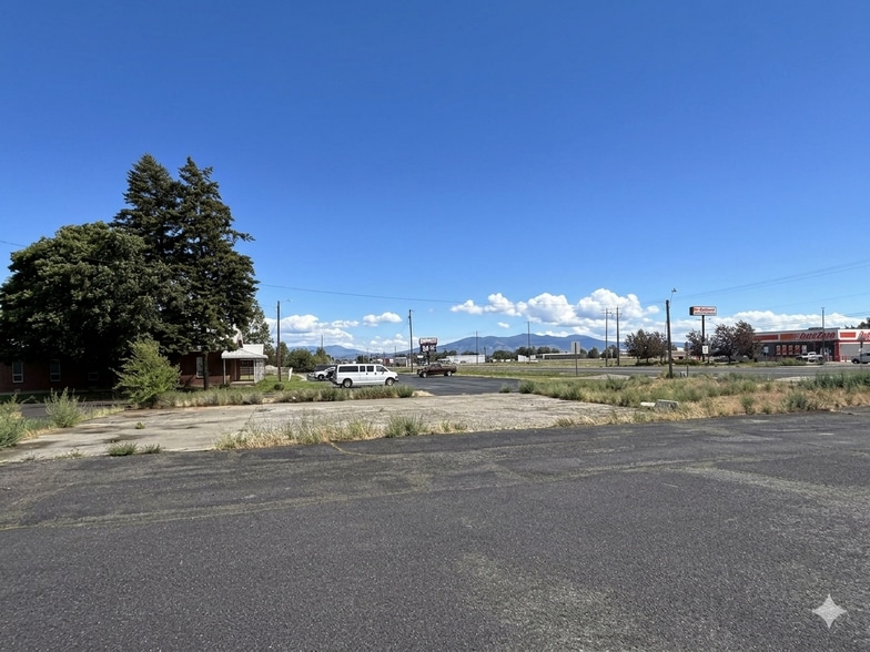 More Photos Of 12432 W Us-2 Hwy, Spokane Warehouse For Sale
