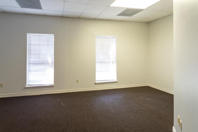 More Photos Of 14721 Pebble Bend Dr, Houston Medical For Lease