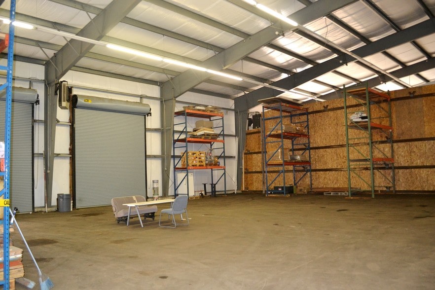 More Photos Of 201 Prosource Ln, Volant Warehouse For Sale