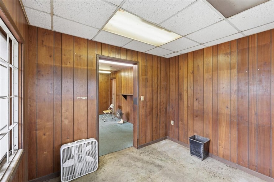 More Photos Of 1020 Wilfred Dr, Orlando Industrial For Sale