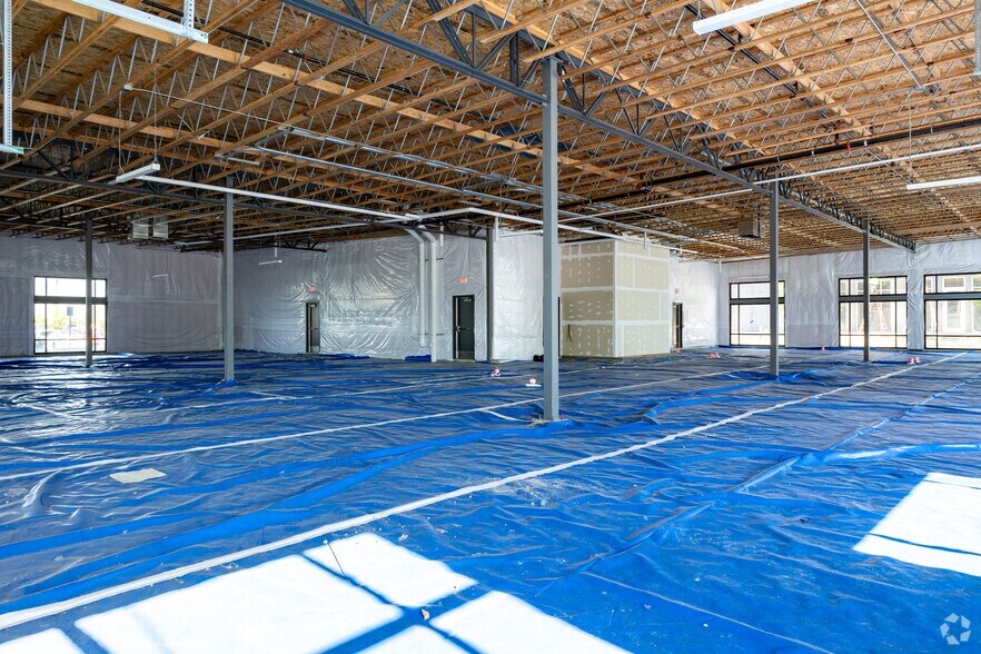 More Photos Of Eagle Road and Interstate 84, Meridian Restaurant For Lease