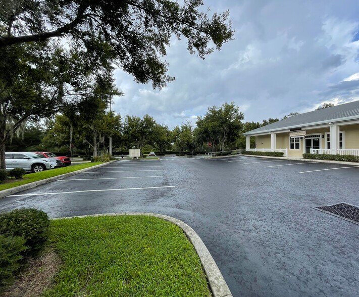 More Photos Of 733-771 Highway 466, Lady Lake Medical For Sale