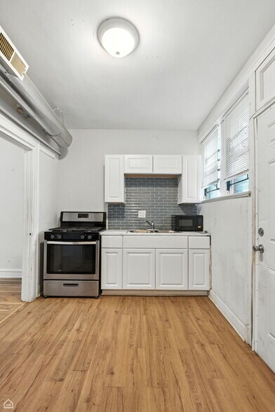 More Photos Of 936 E 80th St, Chicago Apartments For Sale