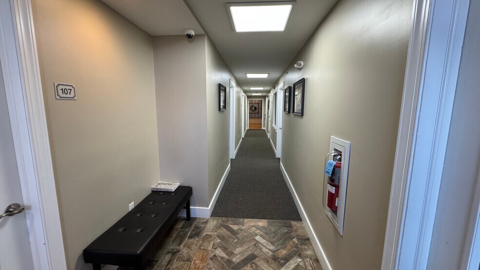 More Photos Of 312-314 W Broad St, Quakertown Office For Sale