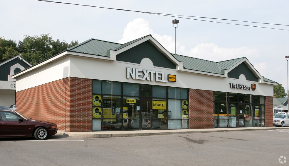 More Photos Of I-581 @ I-581 & Rte. 220 & Franklin Rd., Roanoke Unknown For Lease