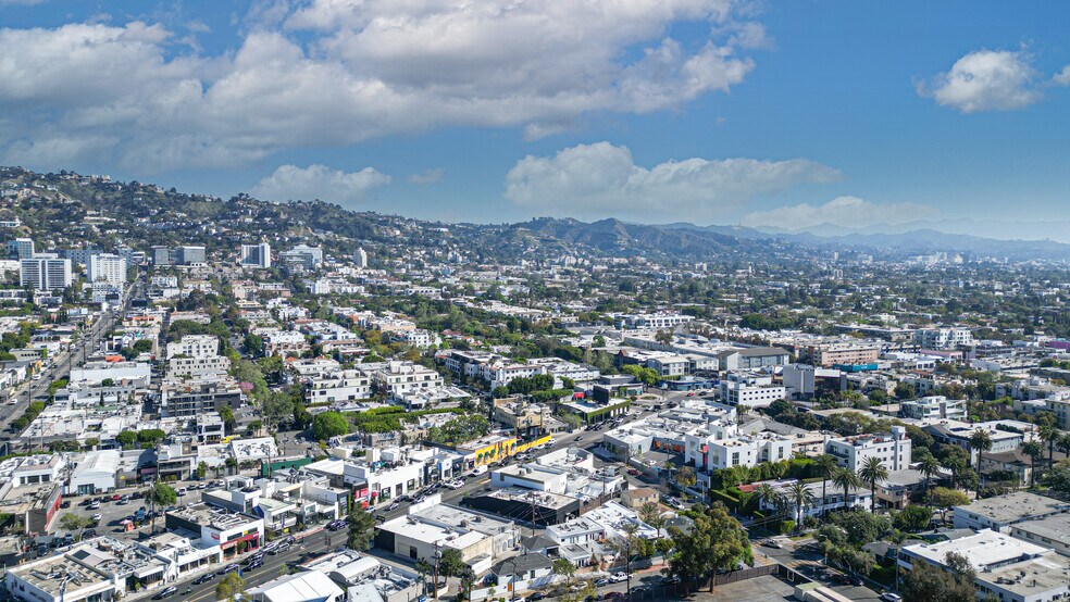 More Photos Of 619 N Croft Ave, Los Angeles General Retail For Sale