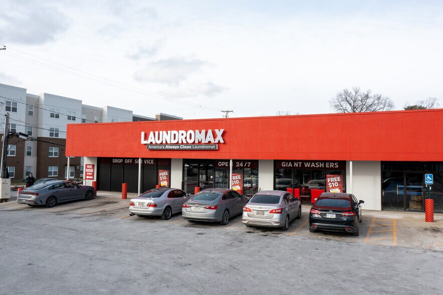 More Photos Of 3552 E Main St, Whitehall Freestanding For Sale