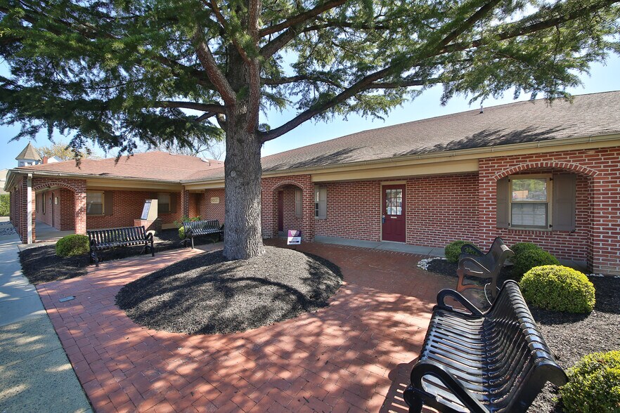 More Photos Of 301 S Main St, Doylestown Medical For Sale