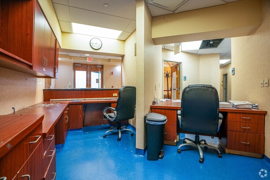 More Photos Of 556 Eagle Rock Ave, Roseland Medical For Lease