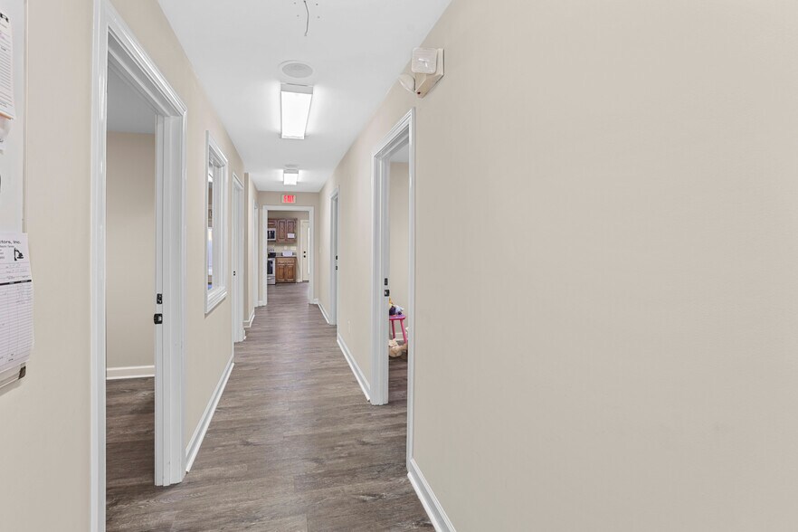 More Photos Of 477 Corinth Rd, Newnan Warehouse For Lease