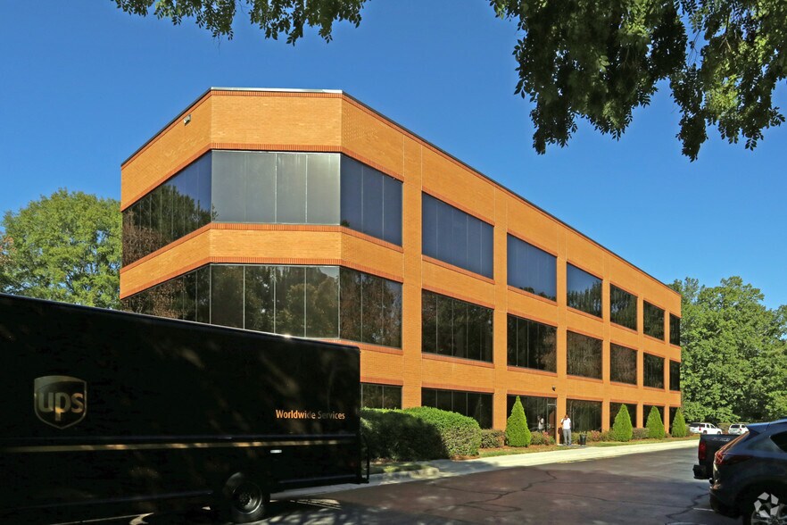 More Photos Of 113 Edinburgh Dr S, Cary Office For Lease