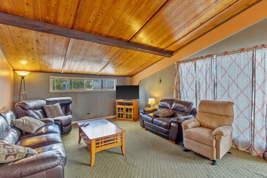More Photos Of 356 King St, Fair Haven Marina For Sale