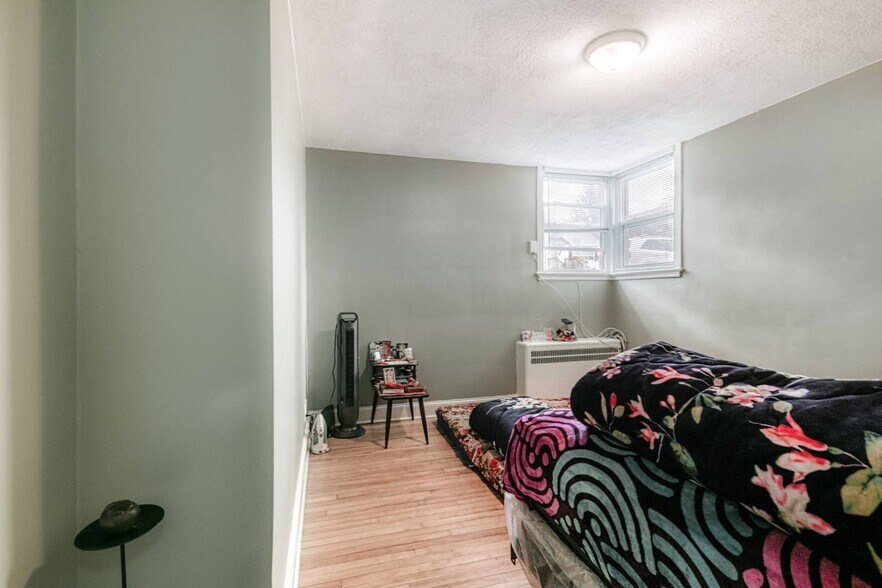 More Photos Of 99 Douglas St, Sudbury Apartments For Sale
