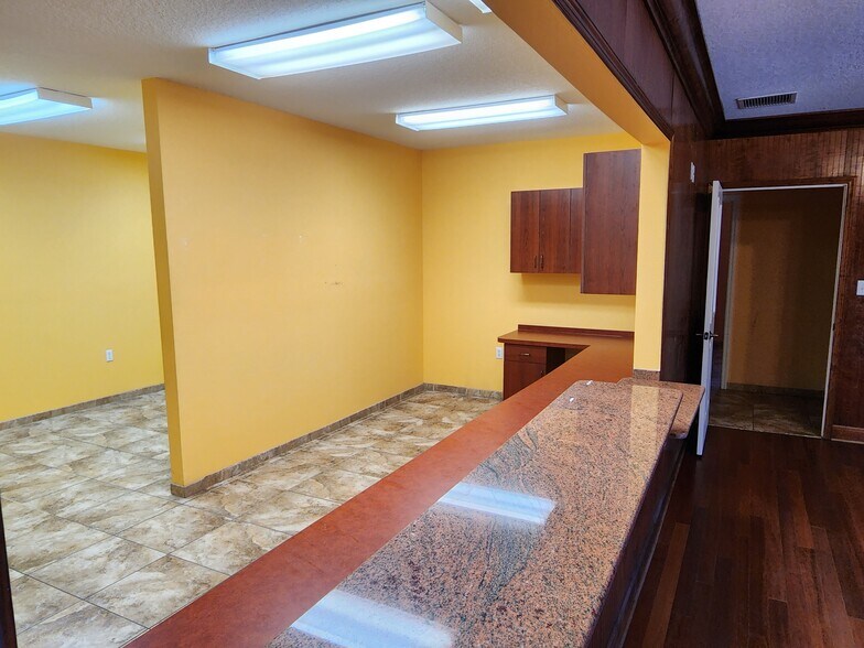 More Photos Of 2344 Crestover Ln, Wesley Chapel Medical For Lease