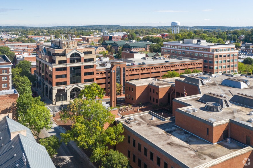 More Photos Of 30 W Patrick St, Frederick Office Residential For Lease
