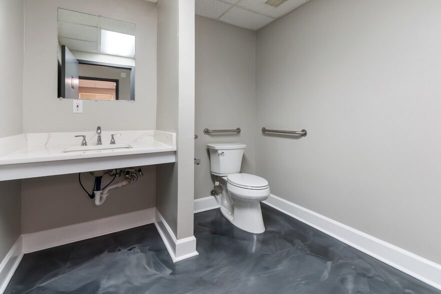 More Photos Of 2998 Panola Rd, Lithonia Medical For Lease