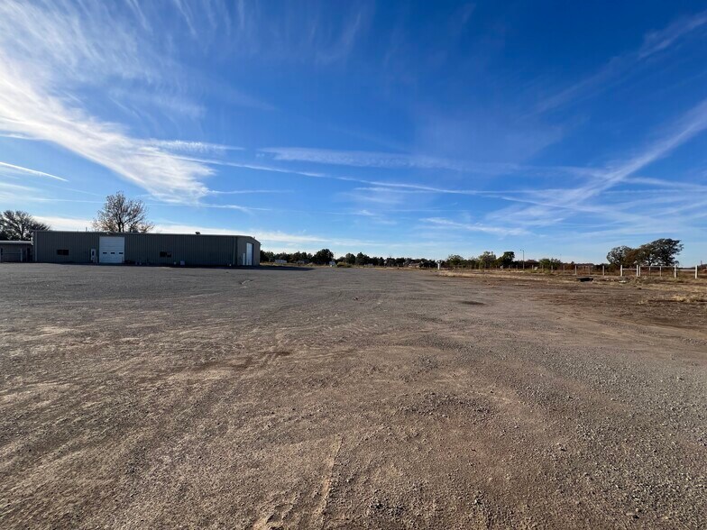 More Photos Of 601 Truck Byp, Drumright Warehouse For Sale