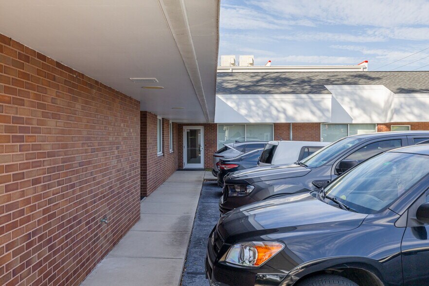 More Photos Of 1314 S Fort Harrison Ave, Clearwater Office For Sale