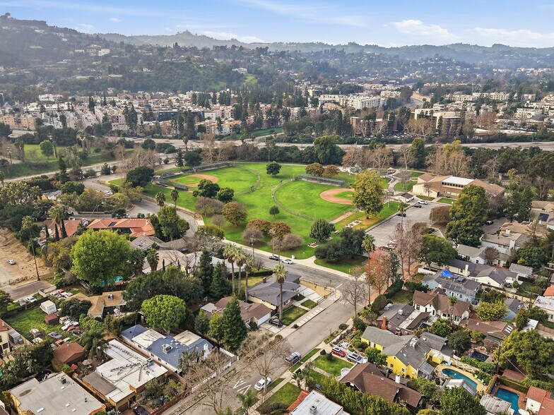 More Photos Of 10714 Valley Spring Ln, North Hollywood Apartments For Sale