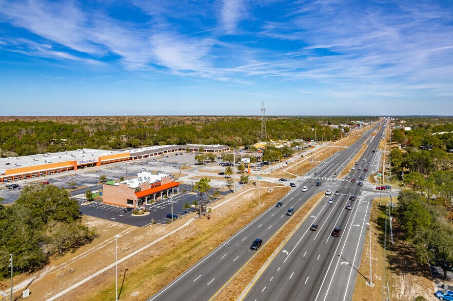 More Photos Of 3007 Commercial Way, Spring Hill Restaurant For Sale
