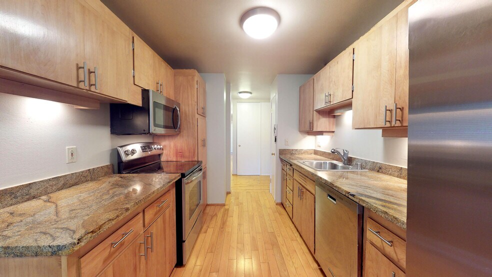 More Photos Of 1300 14th Ave S, Seattle Apartments For Sale
