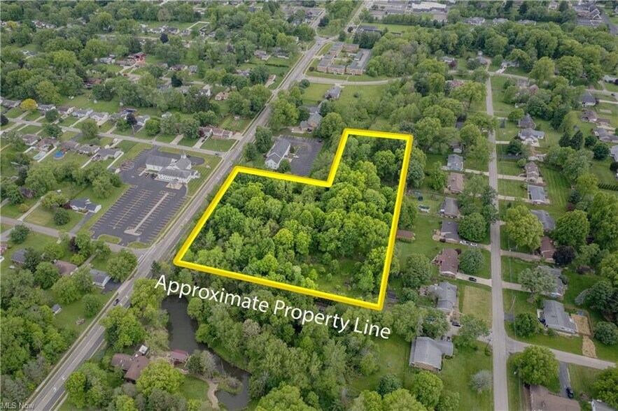 More Photos Of 196 N Broad St, Canfield Land For Sale